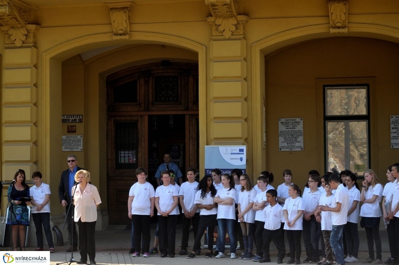 Az Autizmus Világnapja - fotó Szarka Lajos