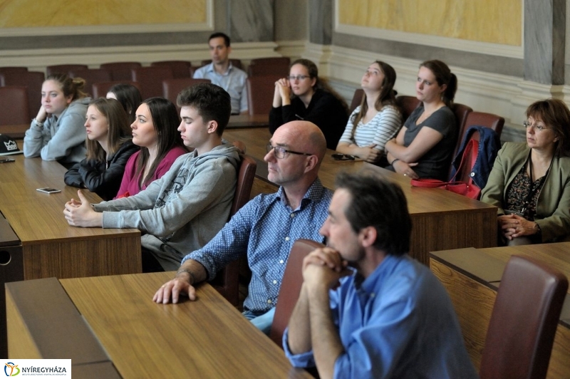 Holland diákok a Városházán - fotó Szarka Lajos