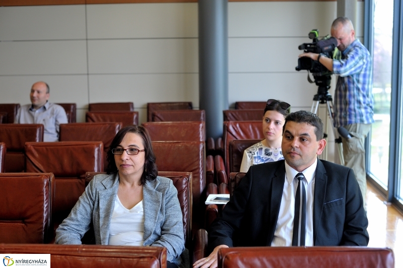 Felvételi adatok az egyetemen - fotó Szarka Lajos