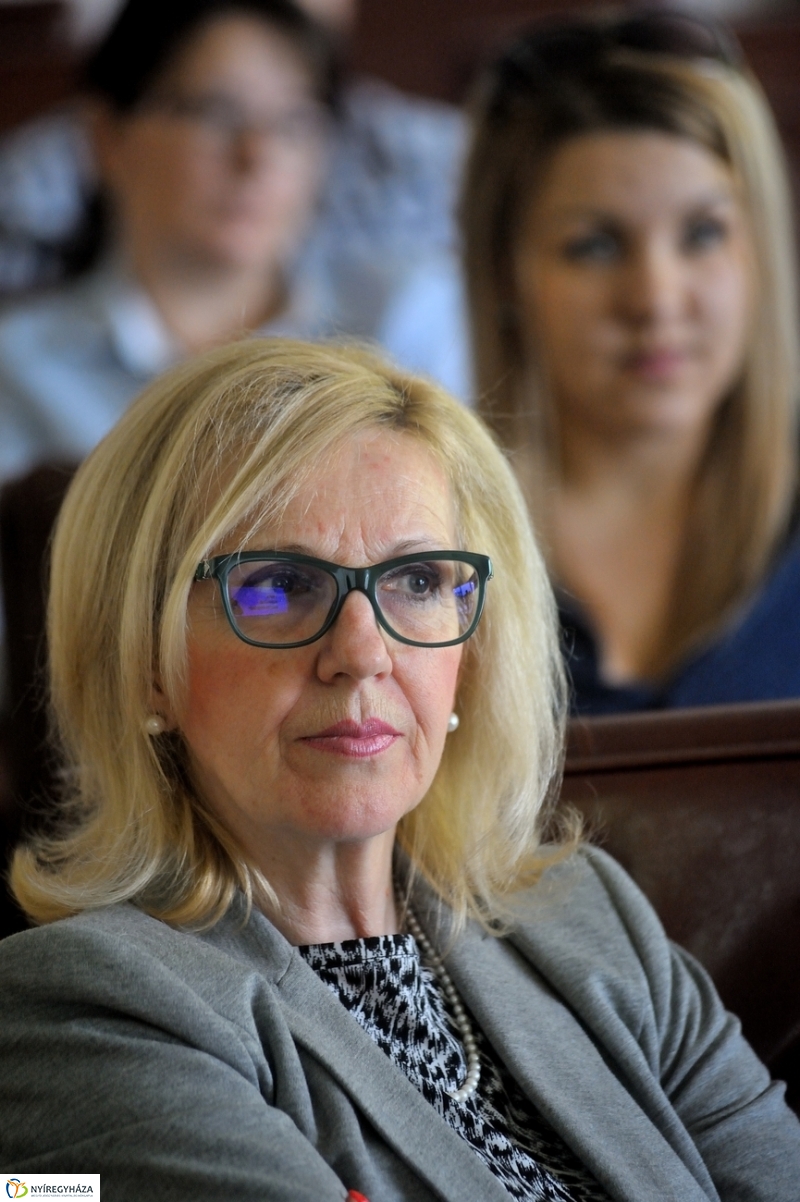 Felvételi adatok az egyetemen - fotó Szarka Lajos