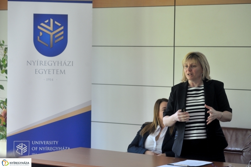 Felvételi adatok az egyetemen - fotó Szarka Lajos