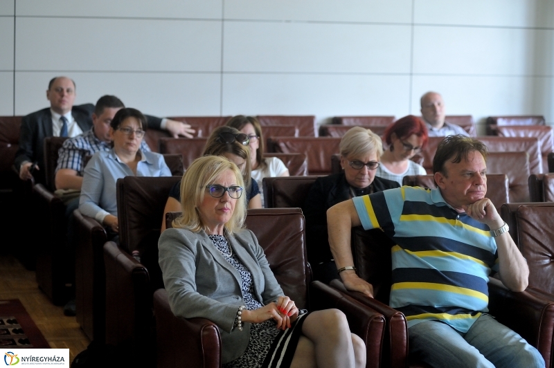 Felvételi adatok az egyetemen - fotó Szarka Lajos