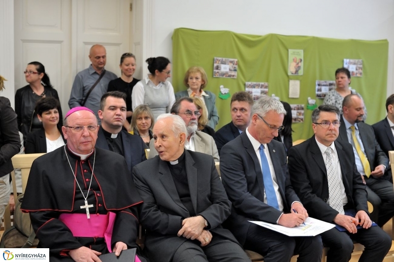 Katolikus óvoda alapkő letétele -fotó Szarka Lajos