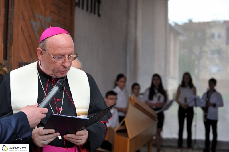 Katolikus óvoda alapkő letétele -fotó Szarka Lajos