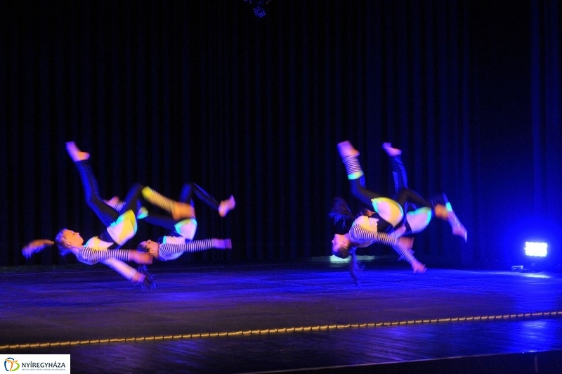 Üzenet a biztonságért - fotó Szarka Lajos