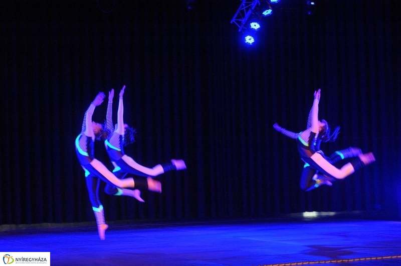 Üzenet a biztonságért - fotó Szarka Lajos