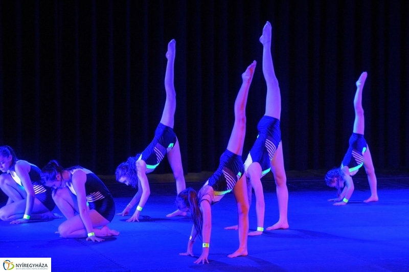 Üzenet a biztonságért - fotó Szarka Lajos