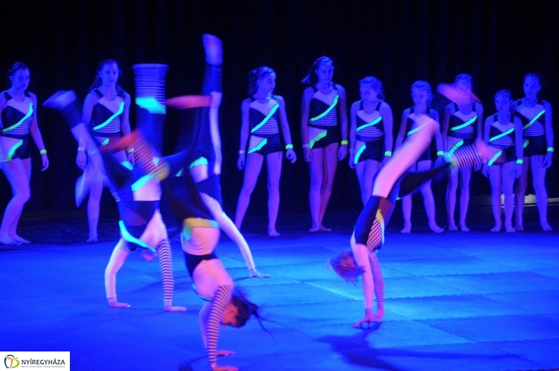 Üzenet a biztonságért - fotó Szarka Lajos