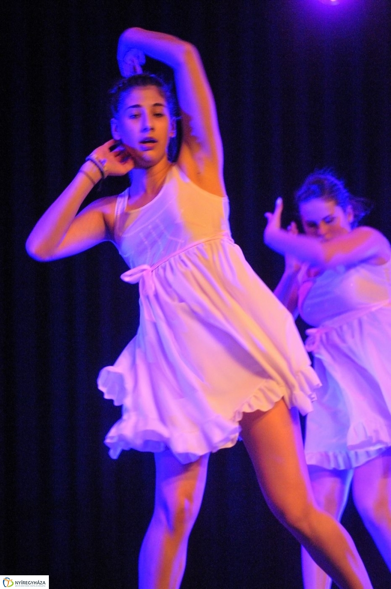 Üzenet a biztonságért - fotó Szarka Lajos