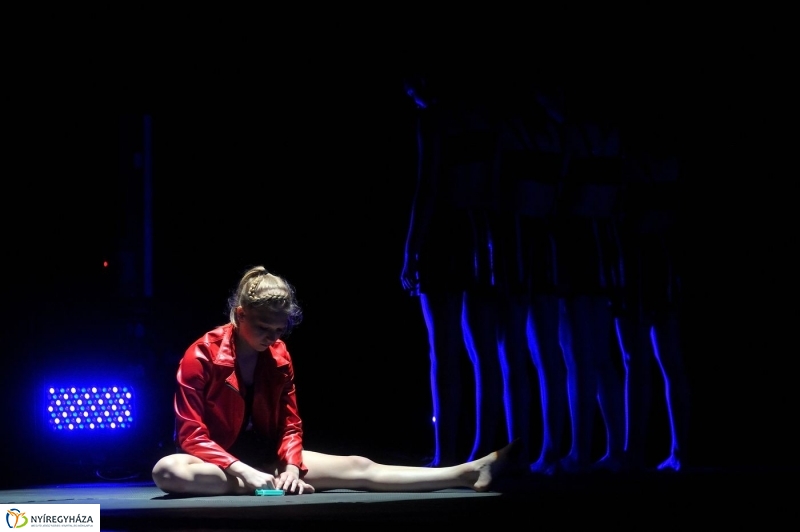 Üzenet a biztonságért - fotó Szarka Lajos