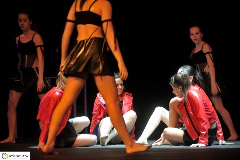 Üzenet a biztonságért - fotó Szarka Lajos