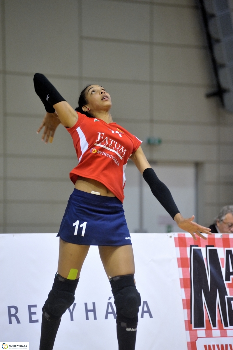 Fatum Nyíregyháza - Vasas női röplabda - fotó Szarka Lajos