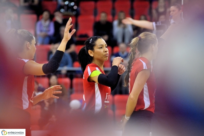Fatum Nyíregyháza - Vasas női röplabda - fotó Szarka Lajos
