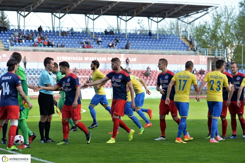 Szpari-Cegléd labdarúgó mérőzés