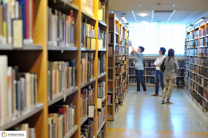 Könyvtári Világnap - fotó Szarka Lajos