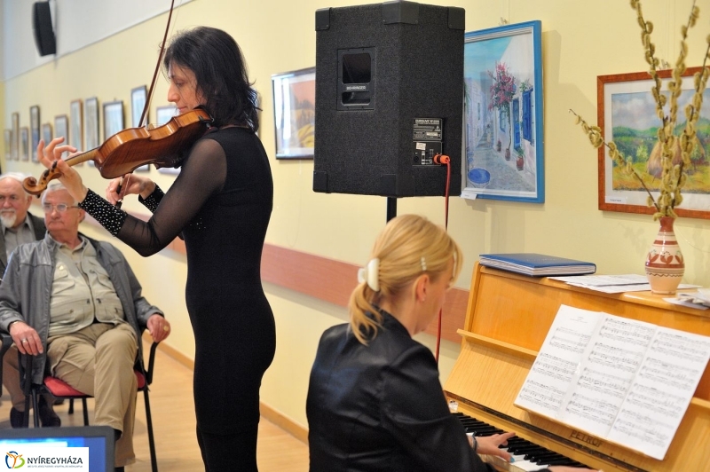 Ha mikrofon kerül a kezedbe - fotó Szarka Lajos