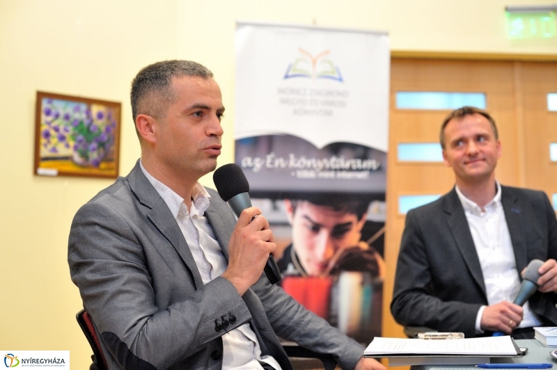 Ha mikrofon kerül a kezedbe - fotó Szarka Lajos