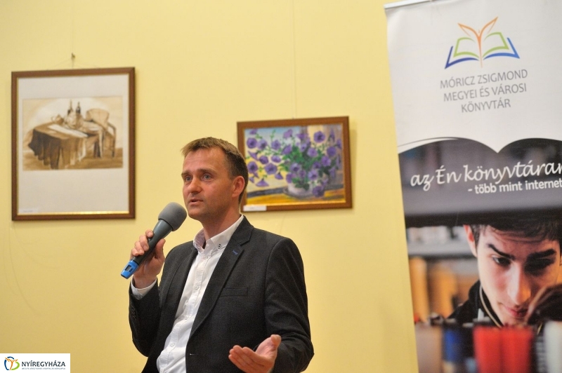 Ha mikrofon kerül a kezedbe - fotó Szarka Lajos