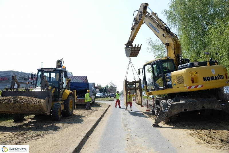 Megkezdődtek a munkálatok a Lujza utcán