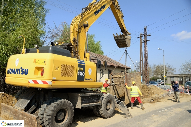 Megkezdődtek a munkálatok a Lujza utcán