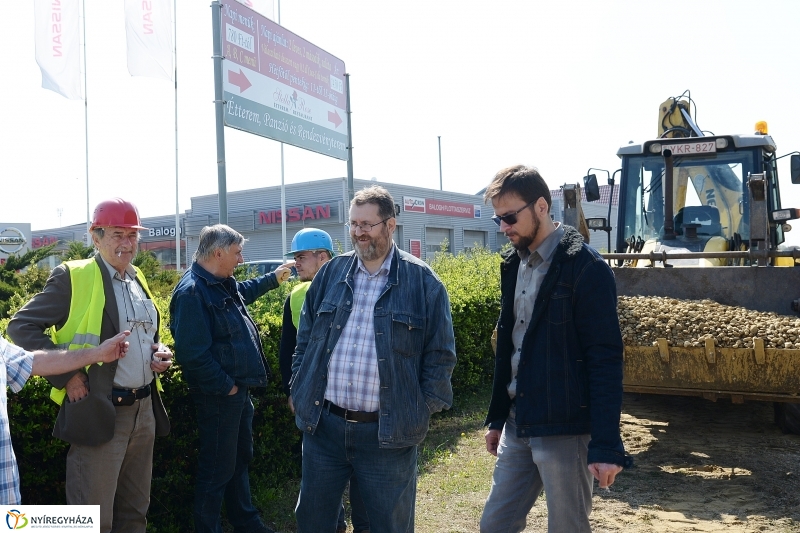 Megkezdődtek a munkálatok a Lujza utcán