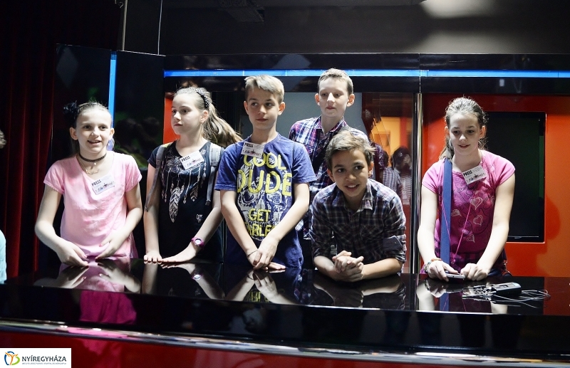 A Petőfisek a Napló szerkesztőségében jártak