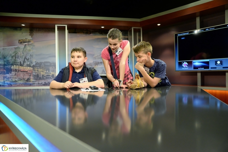 A Petőfisek a Napló szerkesztőségében jártak