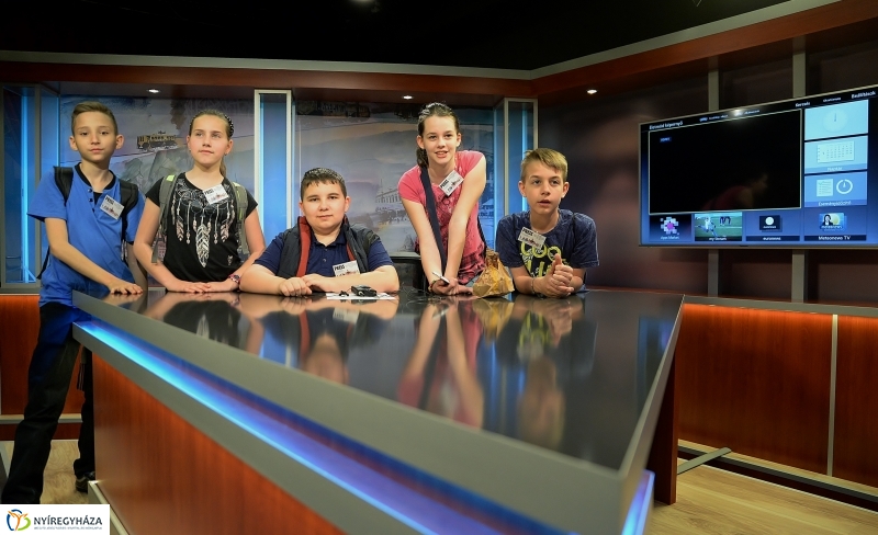 A Petőfisek a Napló szerkesztőségében jártak