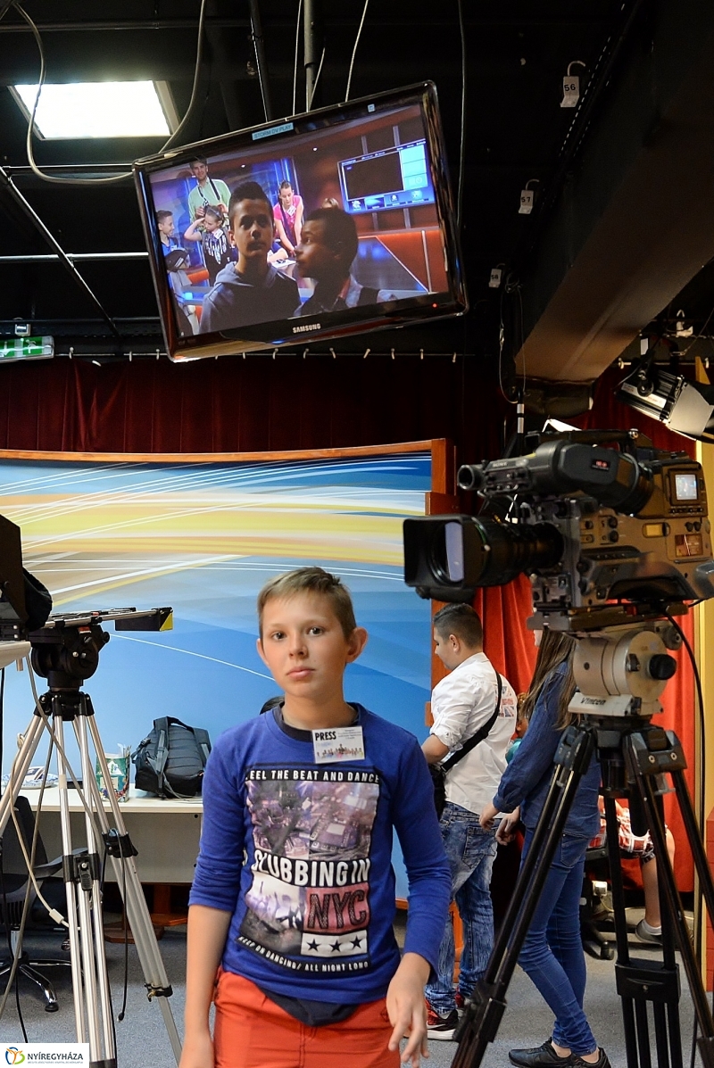 A Petőfisek a Napló szerkesztőségében jártak