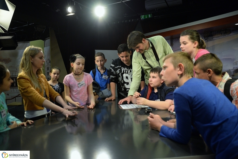 A Petőfisek a Napló szerkesztőségében jártak