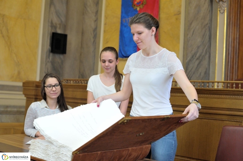 Ballagók Kapcsos Könyve 2017 - fotó Szarka Lajos