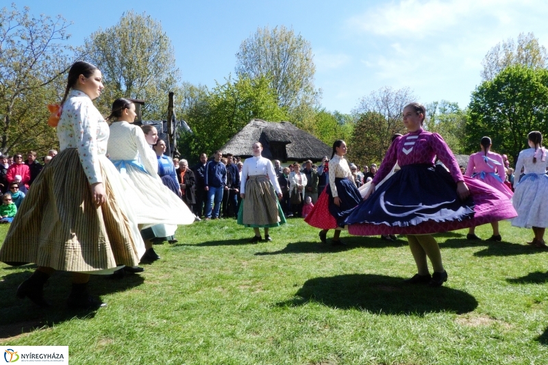 Húsvét Sóstón, a múzeumfaluban - fotó Szarka Lajos