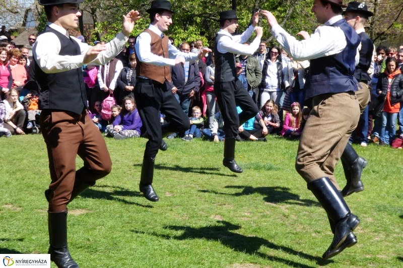 Húsvét Sóstón, a múzeumfaluban - fotó Szarka Lajos