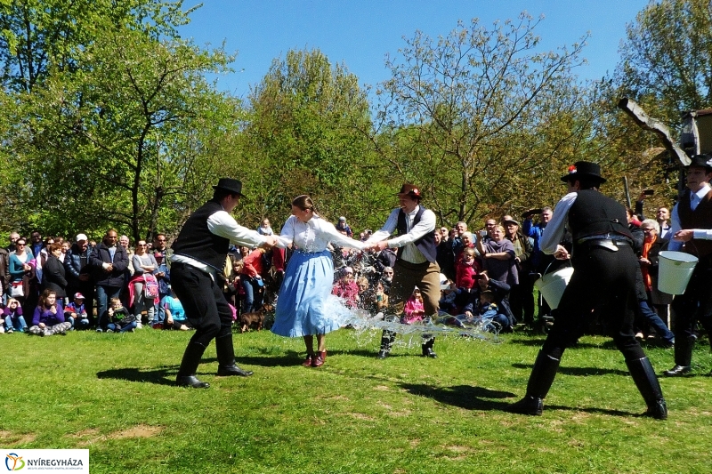 Húsvét Sóstón, a múzeumfaluban - fotó Szarka Lajos