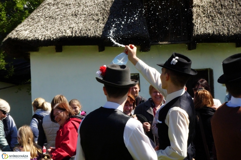 Húsvét Sóstón, a múzeumfaluban - fotó Szarka Lajos