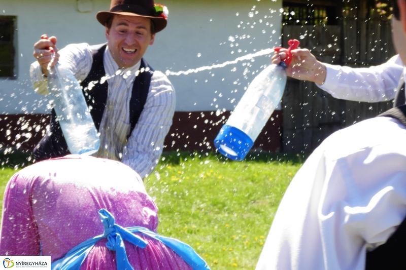 Húsvét Sóstón, a múzeumfaluban - fotó Szarka Lajos