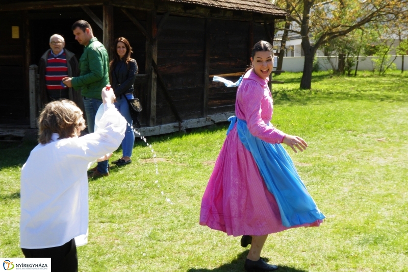 Húsvét Sóstón, a múzeumfaluban - fotó Szarka Lajos