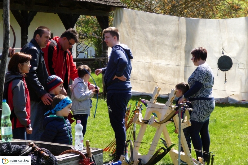 Húsvét Sóstón, a múzeumfaluban - fotó Szarka Lajos