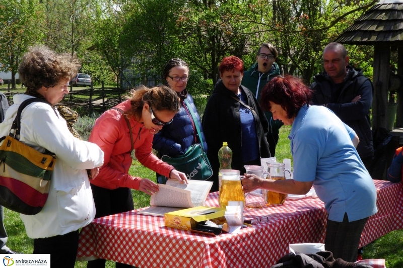 Húsvét Sóstón, a múzeumfaluban - fotó Szarka Lajos