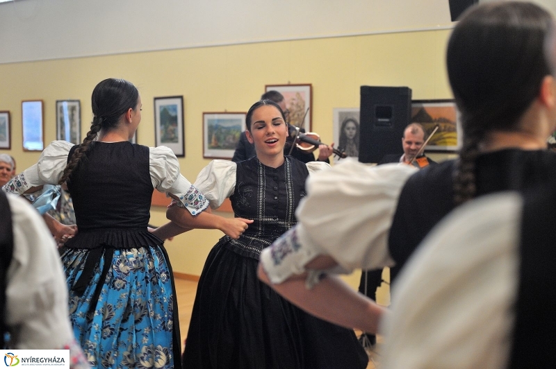 Értékes Esték Nyírség Táncegyüttes - fotó Szarka Lajos
