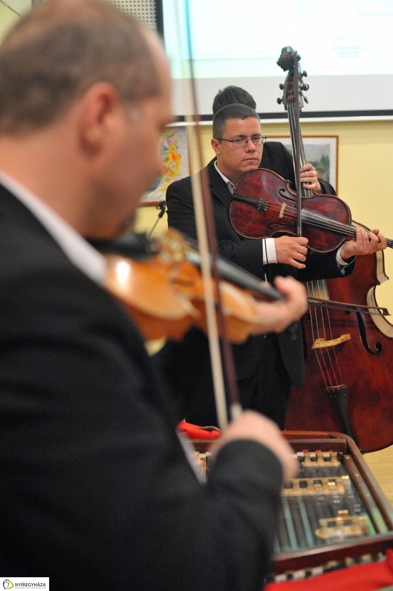 Értékes Esték Nyírség Táncegyüttes - fotó Szarka Lajos