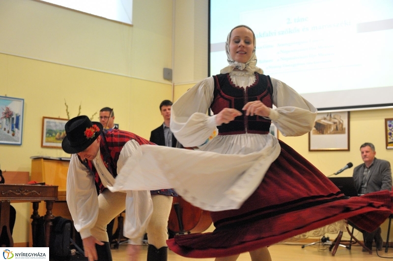 Értékes Esték Nyírség Táncegyüttes - fotó Szarka Lajos