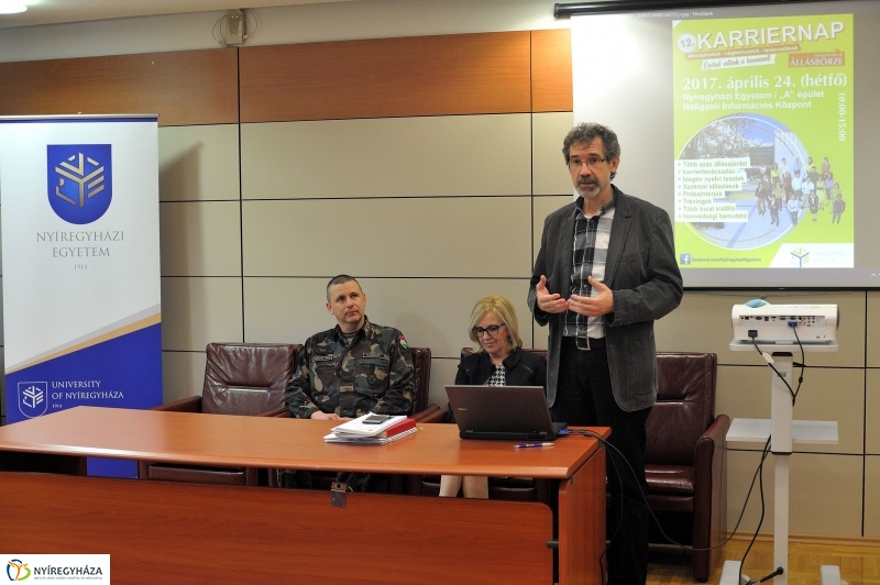 Karriernap sajtótájékoztató az egyetemen - fotó Szarka Lajos