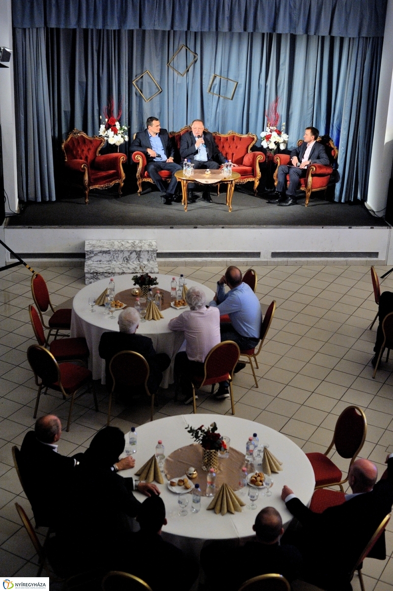 Vállalkozók Nyíregyházáért Egyesület - fotó Szarka Lajos