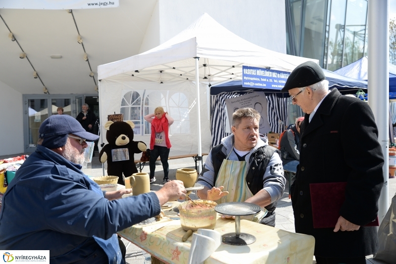 Helló Nyíregyháza! 2017 Civil sziget - fotó Trifonov Éva