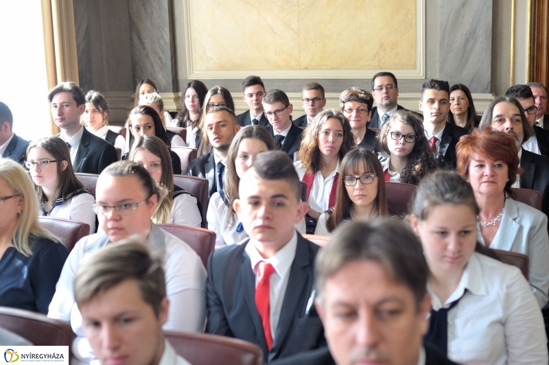 Központi Ballagási Ünnepség a Városházán - fotó Szarka Lajos