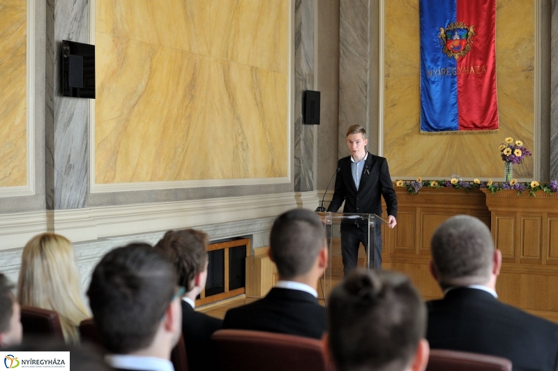 Központi Ballagási Ünnepség a Városházán - fotó Szarka Lajos
