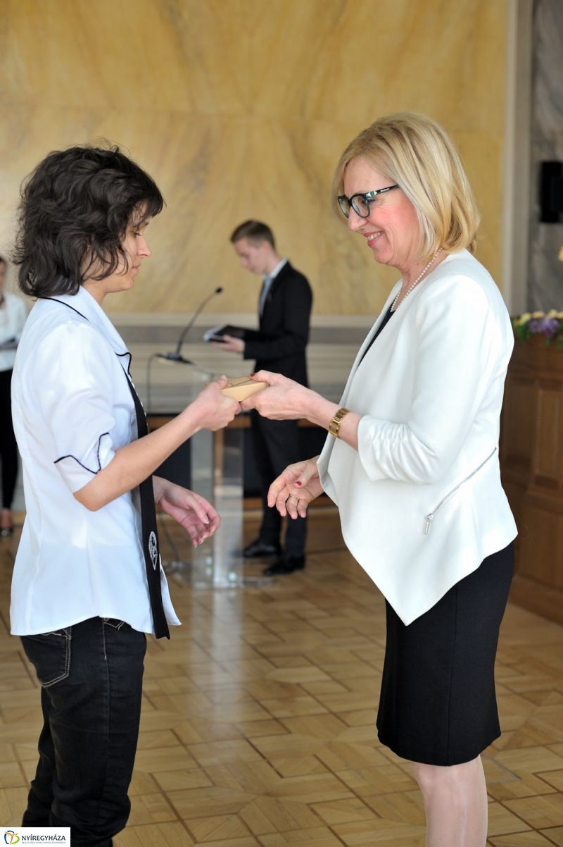 Központi Ballagási Ünnepség a Városházán - fotó Szarka Lajos