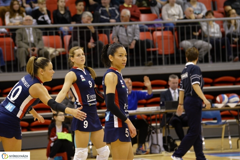 Női röplabda-bronzcsata 