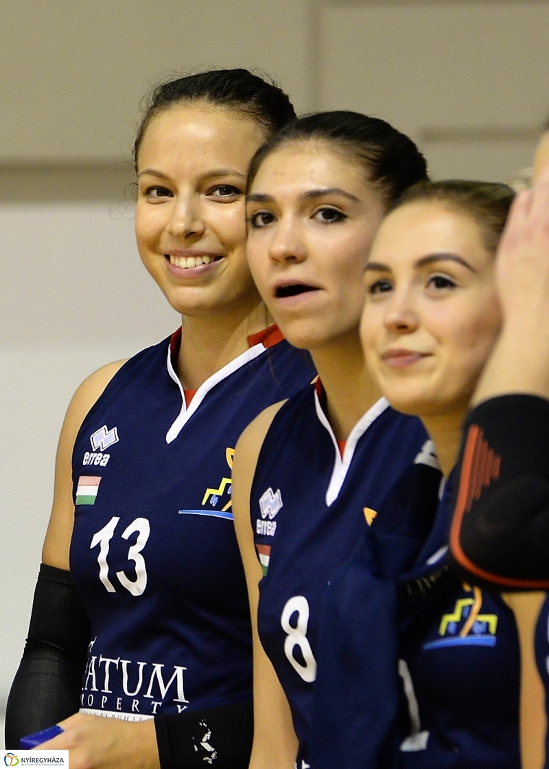 Női röplabda-bronzcsata 